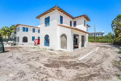 221 Monroe Drive, West Palm Beach, FL 33405 - Photo 3