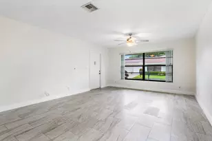 4360 Eucalyptus Tree Ct, Boynton Beach, FL 33436 - Photo 7