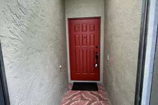 172 Meadows Dr, Boynton Beach, FL 33436 - Photo 3