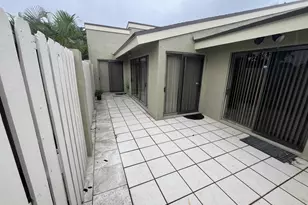 172 Meadows Dr, Boynton Beach, FL 33436 - Photo 15