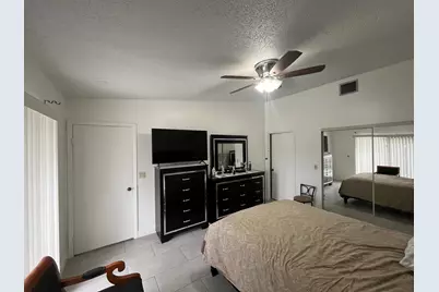 172 Meadows Drive, Boynton Beach, FL 33436 - Photo 11