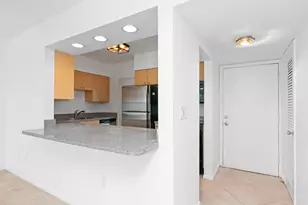 2700 Banyan Rd, Boca Raton, FL 33432 - Photo 3