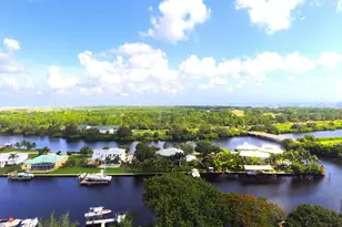 567 SW Hidden River Ave, Palm City, FL 34990 - Photo 7