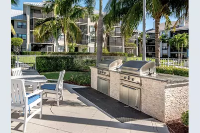 133 Bay Colony Drive N, Juno Beach, FL 33408 - Photo 17