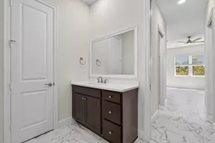 1805 Bridgepointe Cir, Vero Beach, FL 32967 - Photo 15