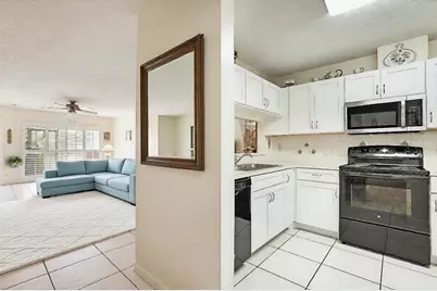 405 Harbour Pointe Way, Greenacres, FL 33413 - Photo 3