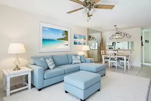 405 Harbour Pointe Way, Greenacres, FL 33413 - Photo 11