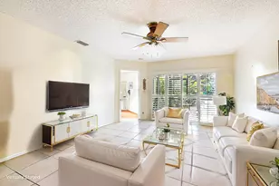 405 Harbour Pointe Way, Greenacres, FL 33413 - Photo 9