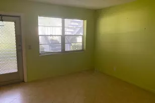 95 Cambridge E, West Palm Beach, FL 33417 - Photo 3