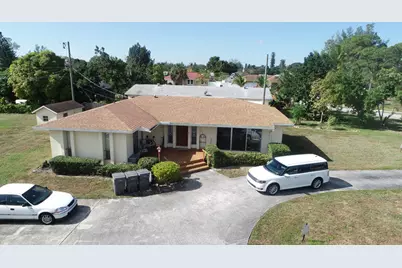 1675 E Breezy Lane, West Palm Beach, FL 33417 - Photo 1