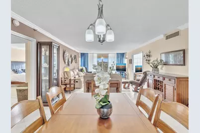 3510 Oaks Way #409, Pompano Beach, FL 33069 - Photo 5