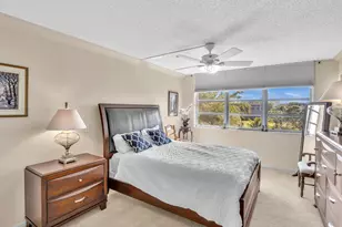 3510 Oaks Way, Pompano Beach, FL 33069 - Photo 23