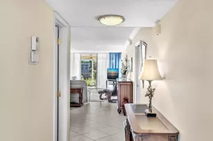 3510 Oaks Way, Pompano Beach, FL 33069 - Photo 7