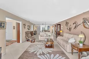 3510 Oaks Way, Pompano Beach, FL 33069 - Photo 23