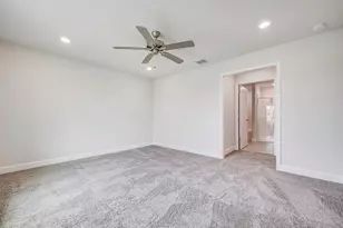 5135 Modeno St, Fort Pierce, FL 34951 - Photo 13