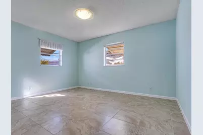 2016 SW Golf Lane, Boynton Beach, FL 33426 - Photo 15