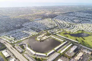 2016 SW Golf Ln, Boynton Beach, FL 33426 - Photo 29