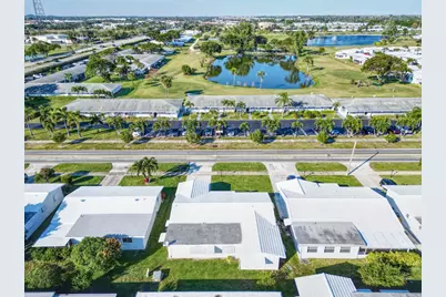 2016 SW Golf Lane, Boynton Beach, FL 33426 - Photo 27