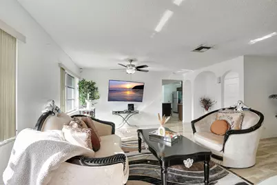 702 SW 23rd Terrace, Boynton Beach, FL 33435 - Photo 9