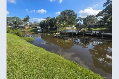 178 NE Dominican Terrace, Port Saint Lucie, FL 34983 - Photo 1