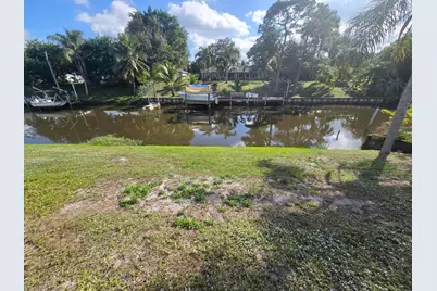178 NE Dominican Terrace, Port Saint Lucie, FL 34983 - Photo 3