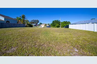 178 NE Dominican Terrace, Port Saint Lucie, FL 34983 - Photo 15