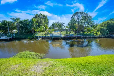178 NE Dominican Terrace, Port Saint Lucie, FL 34983 - Photo 5