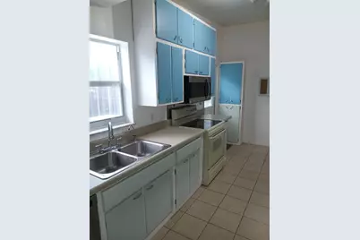 100 SE Naranja Avenue, Port Saint Lucie, FL 34983 - Photo 13