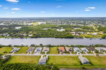 206 SE Fiore Bello, Port Saint Lucie, FL 34952 - Photo 11