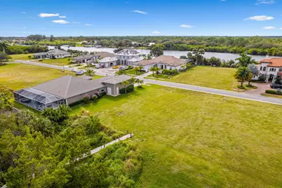 206 SE Fiore Bello, Port Saint Lucie, FL 34952 - Photo 5