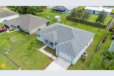 850 SW Abingdon Avenue, Port Saint Lucie, FL 34953 - Photo 9