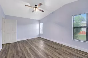 654 SW Pueblo Terrace, Port Saint Lucie, FL 34953 - Photo 19