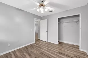 654 SW Pueblo Terrace, Port Saint Lucie, FL 34953 - Photo 27