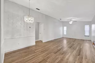 654 SW Pueblo Terrace, Port Saint Lucie, FL 34953 - Photo 3