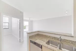 2401 NE 65th St, Fort Lauderdale, FL 33308 - Photo 7