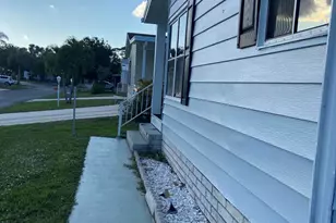 240 Travis Cay Pl, Fort Pierce, FL 34982 - Photo 5