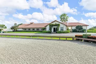 14750 Palm Beach Point Blvd, Wellington, FL 33414 - Photo 17