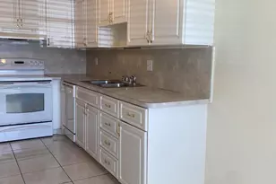 8665 Chevy Chase Dr, Boca Raton, FL 33433 - Photo 31
