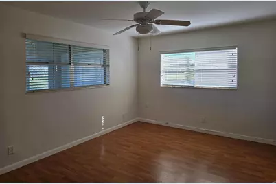 121 Lake Gloria Drive, West Palm Beach, FL 33411 - Photo 19