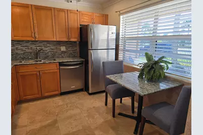 121 Lake Gloria Drive, West Palm Beach, FL 33411 - Photo 7