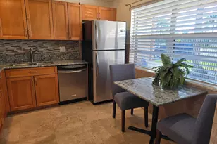 121 Lake Gloria Dr, West Palm Beach, FL 33411 - Photo 7