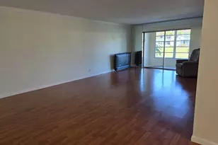 121 Lake Gloria Dr, West Palm Beach, FL 33411 - Photo 15