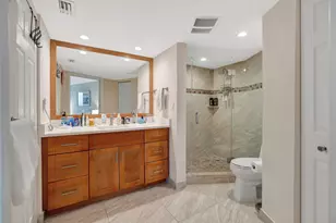 5420 N Ocean Dr, Singer Island, FL 33404 - Photo 13