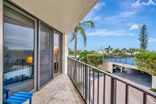 5420 N Ocean Dr, Riviera Beach, FL 33404 - Photo 27