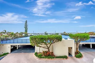 5420 N Ocean Dr, Singer Island, FL 33404 - Photo 11