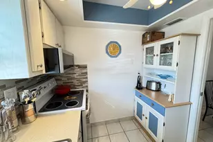 2822 Crosley Dr W, West Palm Beach, FL 33415 - Photo 7