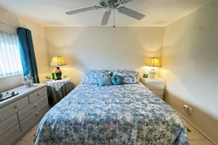 2822 Crosley Dr W, West Palm Beach, FL 33415 - Photo 15