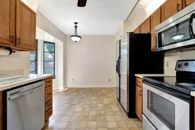 8305 SE Boxwood Lane, Hobe Sound, FL 33455 - Photo 9