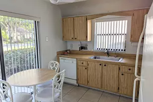 2454 NW 9th St, Delray Beach, FL 33445 - Photo 11