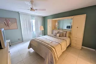 2454 NW 9th St, Delray Beach, FL 33445 - Photo 21